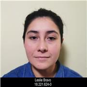 Profesora en historia y ciencias sociales con mención en patrimonio cultural. Y licenciada en Historia y ciencias sociales